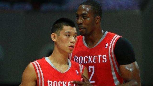 卡洛斯-奥古斯托：踢右路我也感觉良好，球队始终是第一位的（卡洛斯-奥古斯托：右路照样能踢，球队永远至上）