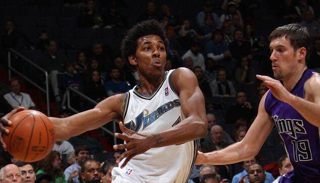 拜仁本赛季德甲首次落后，也是首次在上半场丢球（拜仁本赛季德甲首度落后，亦首次上半场被破门）