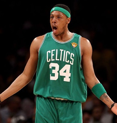 巴萨失去奥尔莫：这场伤病将如何撼动西甲格局？（奥尔莫伤停重击巴萨：西甲竞争格局将如何变化？）